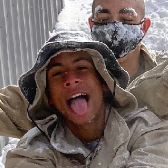 Meet your Posher, Jeffrey - Picture 1 of 1